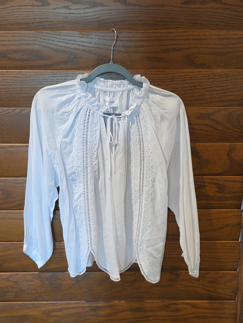 DEAR JOHN White Lace-Trim Peasant Blouse